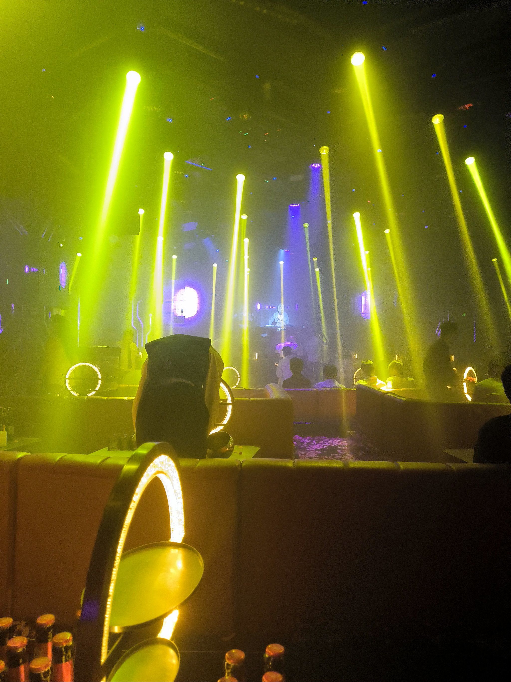 南阳商务ktv:玩转商务场合,尽享音乐乐趣-邓州市ktv预订